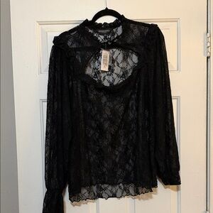 Torrid nightfall Women's Black Lace Top